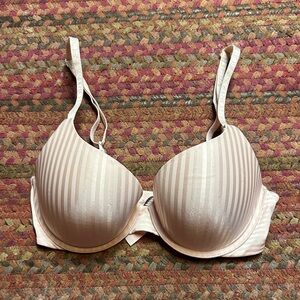 VICTORIAS SECRET NUDE SMOOTH STRIPE FULL COVERAGE T SHIRT BRA